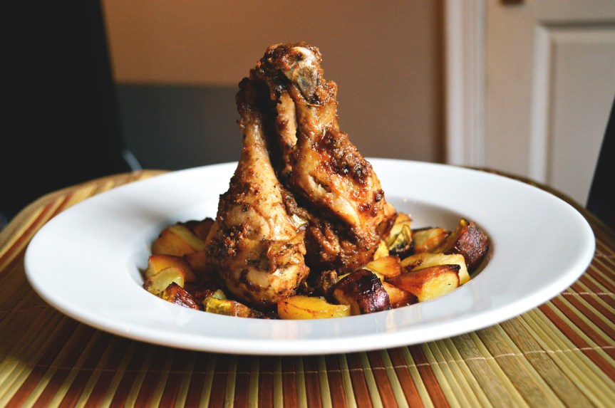 Spicy baked chicken and&nbsp;potatoes